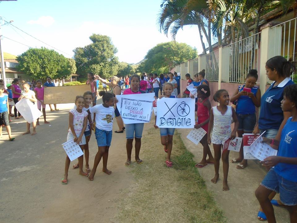 As ações articuladas pela escola contam também com a ajuda de voluntários. Foto: Arquivo da Escola