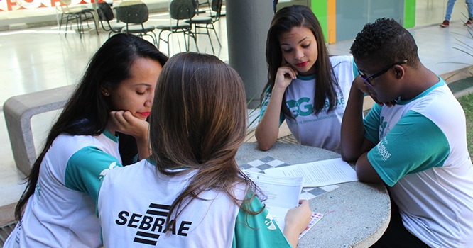 jovens-do-plug-minas-criam-projeto-de-empreendedorismo-para-levar-as-escolas 1