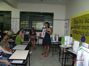 Educadores discutem práticas pedagógicas na educação infantil. Foto: Arquivo da Escola