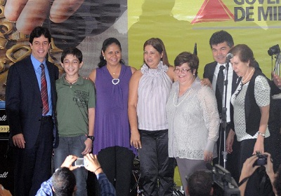 A redação do estudante Diego Campos será publicada em uma revista. Foto: Ricardo Barbosa/ ALMG