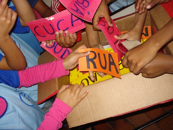 Busca pelas palavras é uma das metas do PIP. Foto: Hudson Menezes ACS/SEE