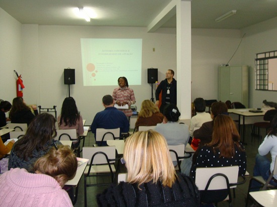 Educadores participam de capacitação na SRE de Pouso Alegre. Foto: Arquivo ACS SEE
