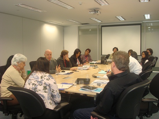 Especialista em educação participa de reunião na SEE para discutir reformulação do ensino médio