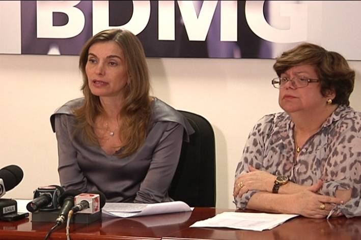 Secretárias Renata Vilhena (Planejamento e Gestão) e Ana lúcia Gazzola (Educação) falam sobre remuneração dos servidores da educação. Foto: Divulgação Agência Minas