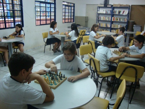 Escola Estadual Dr. Luiz Pinto de Almeida investe em projetos que despertam o interesse pela leitura e o raciocínio lógico. Foto: Arquivo Escola