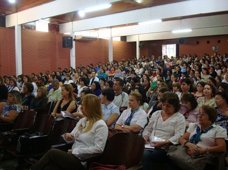 Cerca de 300 educadores participam do encontro em Governador Valadares. Foto: Arquivo SRE