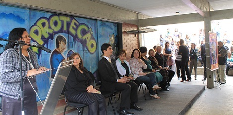 A subsecretária de Desenvolvimento da Educação Básica ressaltou a importancia de se discutir o tema na escola. Foto: Geanine Nogueira