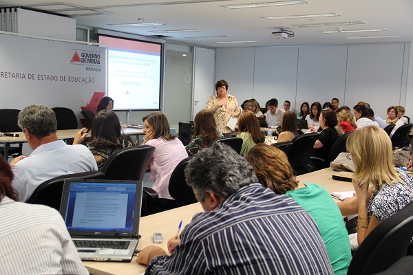 Durante o encontro, diretores das 47 SREs tiveram a oportunidade de tirar dúvidas sobre modelo remuneratório. Foto: Geanine Nogueira ACS/SEE