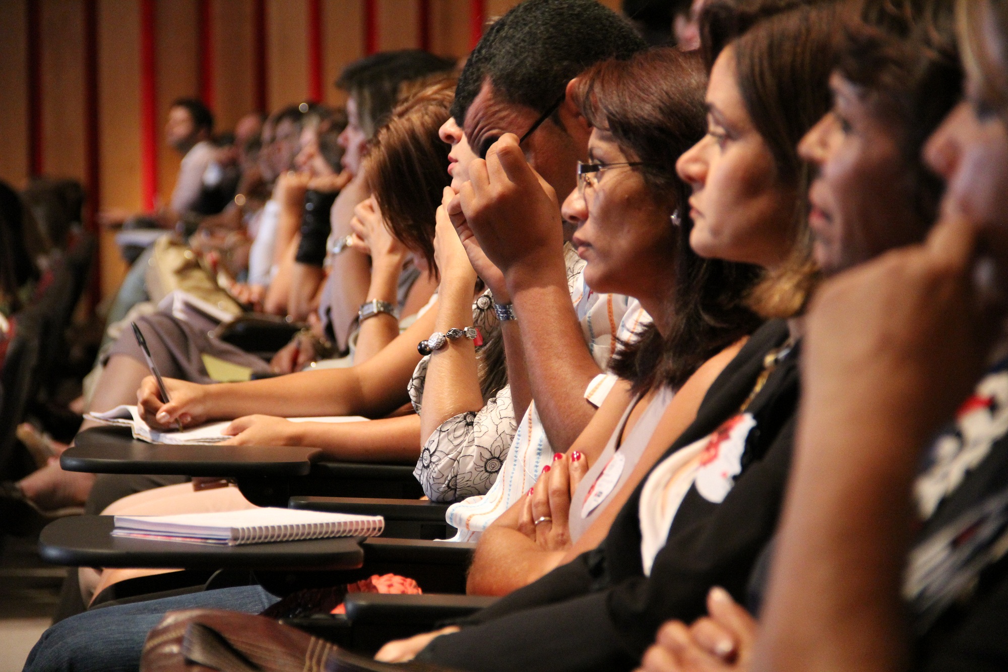 Especialistas começam a discutir as ações da educação em 2012. Foto: Divulgação SEE