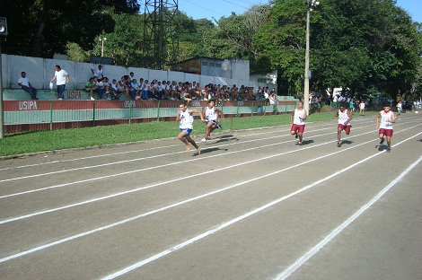 Alunos do atletismo. Foto: Secretaria de Estado de Esportes e Juventude (SEEJ)