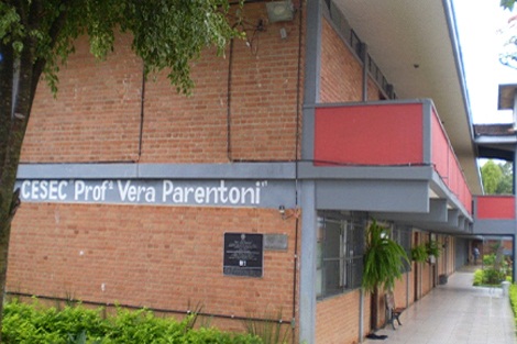 Centro Estadual de Educação Continuada Professora Vera Parentoni, em Ponte Nova, foi a escola indicada pela SRE como destaque regional. Foto: Arquivo da Escola