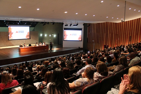 Cerca de 500 diretores de escolas da rede estadual de ensino participaram do encontro. Foto: Geanine Nogueira