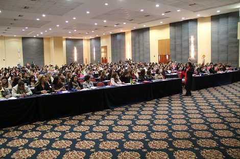 Cerca de 400 educadores marcam presença em encontro realizado pela Secretaria de Estado de Educação. Foto: Hudson Menezes ACS SEE