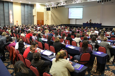 Experiências do Programa de Intervenção Pedagógica foram apresentadas durante a abertura do encontro. Foto: Hudson Menezes ACS SEE