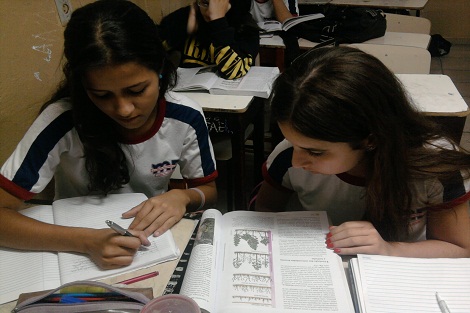 Alunos da EE Messias Pedreiro, em Uberlândia, contam com o projeto Aprofundamento de Estudos. Foto: Arquivo da Escola