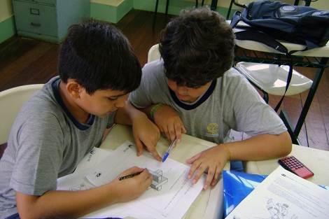 Última edição da II Olimpíada Internacional de Matemática Sem Fronteiras contou com a participação de mais de 136 escolas de todo o Brasil.Foto: Rede POC