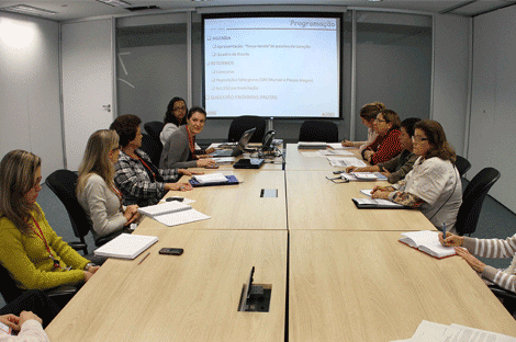 Representantes do Governo de Minas e do Sind-UTE definem agenda de temas a serem discutidos. Crédito: Gil Leonardi/SECOM