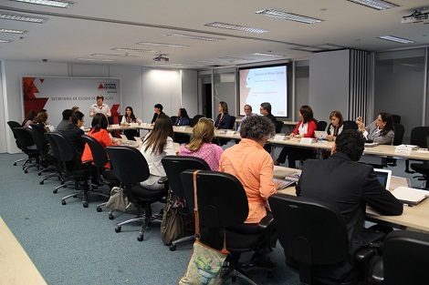 Panorama da educação mineira é apresentado à delegação colombiana. Foto: Hudson Menezes ACS SEE 