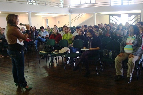 Superintendência de Conselheiro Lafaiete capacita incentiva diretores de escolas estaduais a apresentarem boas práticas de gestão escolar em prêmio. Foto: Arquivo da SRE