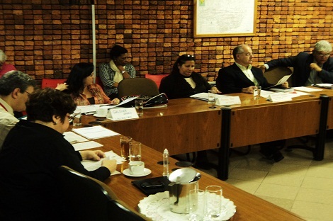 Na reunião os representantes discutiram regimento do Fórum e propuseram reformulações. Foto: Bárbara Camargo