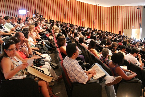 Fórum conta coma participação de 500 educadores da capital, região metropolitana e Ouro Preto. Foto: Hudson Menezes ACS SEE