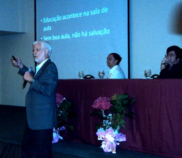 O economista e especialista em educação Claúdio Moura Castro. Foto: Bárbara Camargo ACS/SEE
