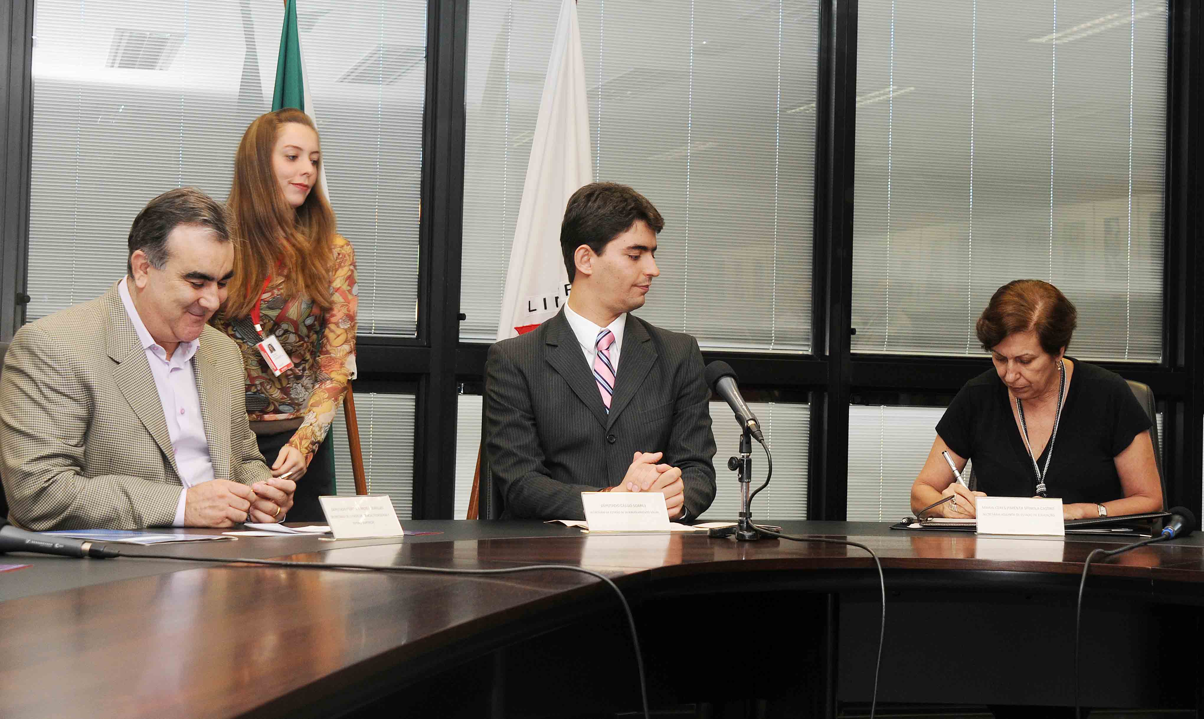 Escolas desenvolverão ações que visem a educação em direitos humanos. Foto: Osvaldo Afonso Secom/MG