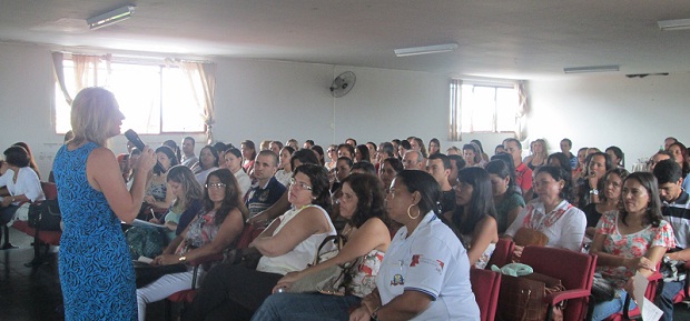 Cerca de 120 professores participaram da oficina. Foto: SRE Janaúba