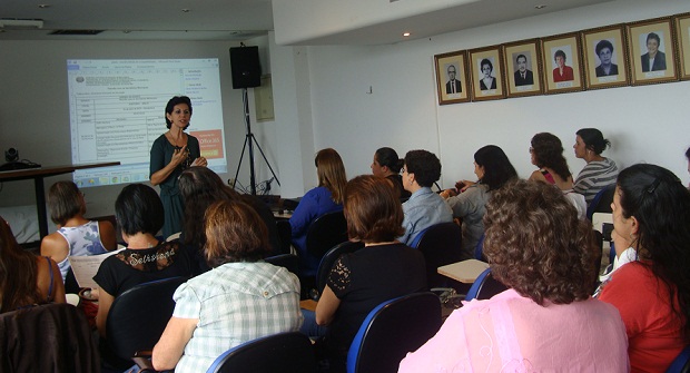 Gestores educacionais dos 30 municípios mineiros da SRE de Juiz de Fora debatem o PIP Municipal nesta quinta-feira. Foto: Divulgação SRE Juiz de Fora