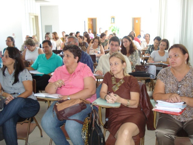 Na SRE de Muriaé, mais de 50 educadores participaram do Dia D do Prêmio Gestão Escolar. Foto: Arquivo SRE