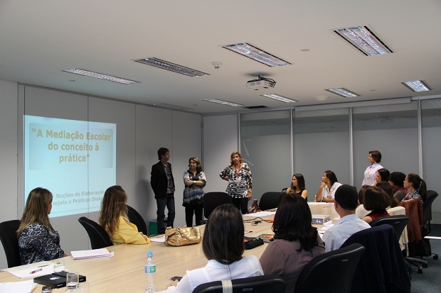 Representantes de novo regionais praticipam do encontro. Foto: Geanine Nogueira ACS/SEE