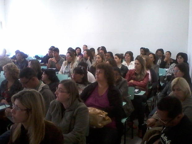 As oficinas também orientarão sobre a composição de questões para as outras avaliações do Sistema Mineiro de Avaliação da Educação Básica (Simave). Foto: Arquivo SRE