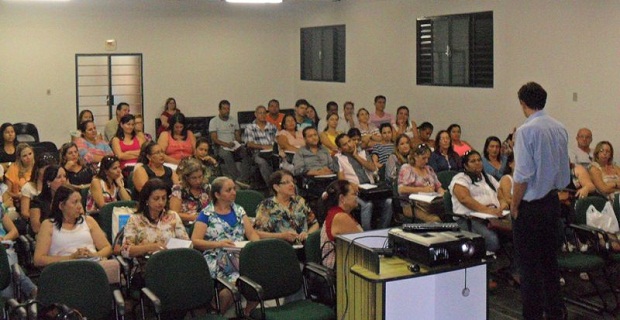 Representantes das 145 escolas qu possuem o Proeti nas SREs Janaúba e Januária receberam a capacitação. Foto: Arquivo SRE Janaúba