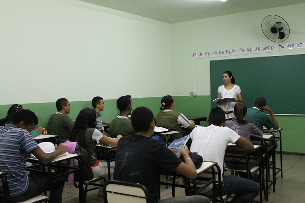 Este ano, mais de 300 mil jovens estão matriculados no 1º ano do ensino médio em escolas da rede estadual de ensino. Foto: Geanine Nogueira ACS/SEE