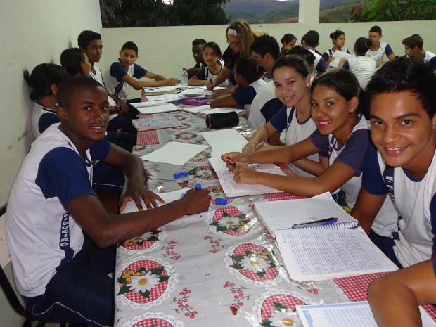Já na Escola Estadual Cônego Figueiró, a interação com a comunidade foi a chave para ensinar aos alunos. Foto: Arquivo da Escola