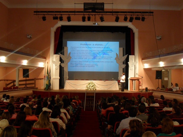 Cerca de 200 educadores das escolas da regional participam do Fórum. Foto: Arquivo SRE