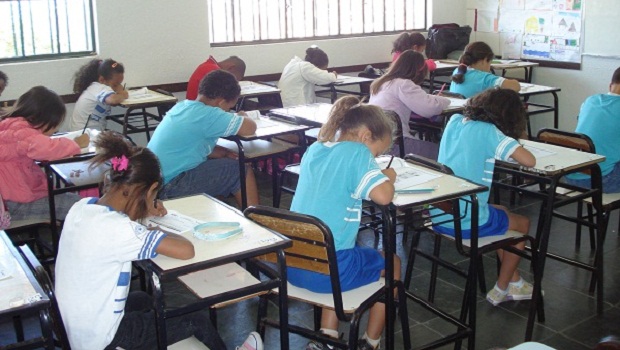 No total, mais de 800 mil alunos farão os testes em Minas Gerais. Crédito: Divulgação SEE