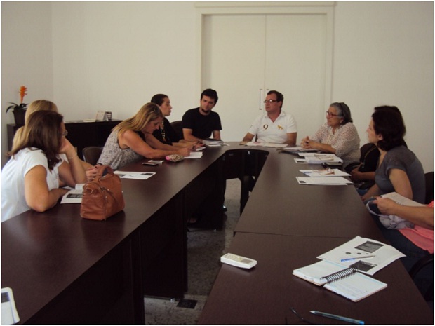 Gestores das redes estadual, municipal e Secretaria Municipal de Educação de São João Nepomuceno trabalham juntos. Foto: Arquivo SRE Juiz de Fora