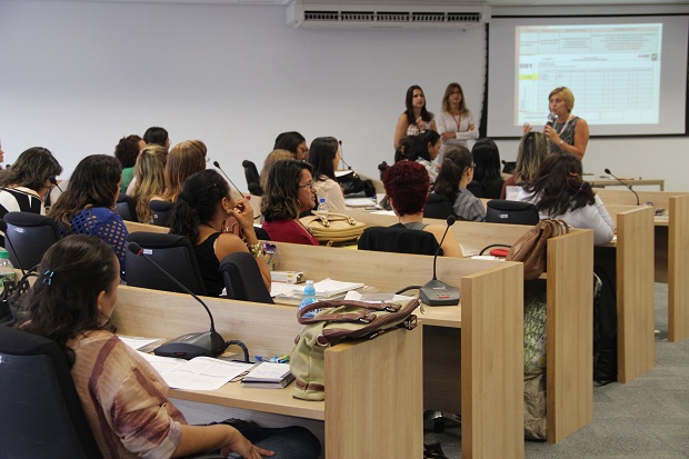 Mais de 90 técnicos das Superintendências Regionais de Ensino que coordenam as avaliações participam de capacitação na Cidade Administrativa. Crédito: Hudson Menezes ACS SEE