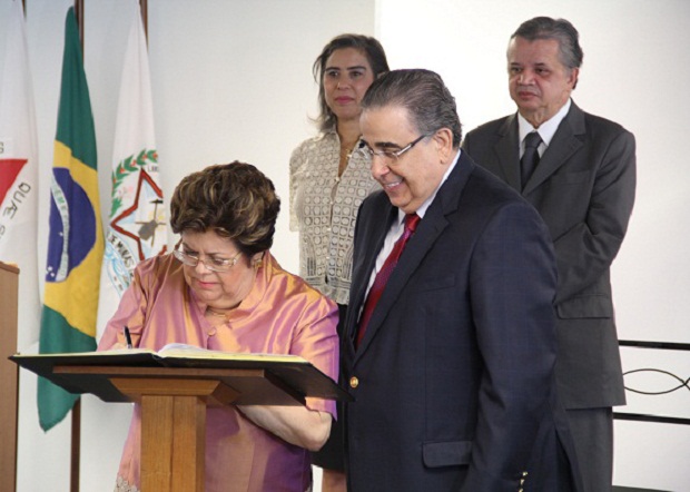 Ana Lúcia Gazzola continua como secretária de Estado de Educação pelos próximos nove meses. Foto: Geanine Nogueira ACS/SEE