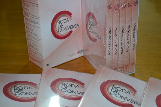 Todas as escolas receberão o kit com os programas. Foto: Divulgação Magistra