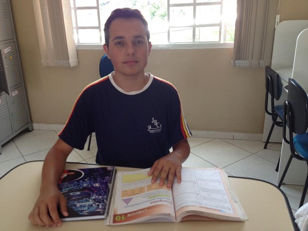 Tales já participou da versão online do PECI e este ano foi selecionado para participar da versão presencial da iniciativa. Foto: Arquivo da Escola