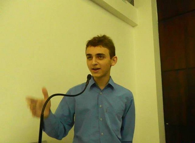 Júnio Lucas Araújo de Oliveira vai participar da semana de imersão “English Immersion USA -2014”. Crédito: Arquivo Pessoal.