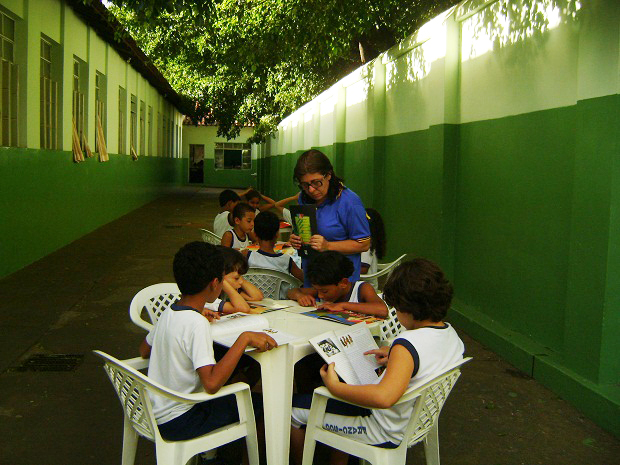 Na Escola Estadual Francisco Sá, em Montes Claros, o material é utilizado de diferentes formas pelos professores. Foto: Arquivo da Escola