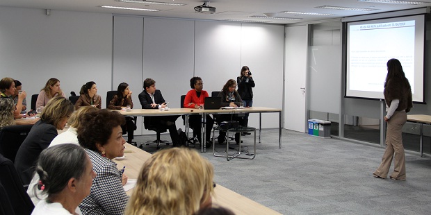 Na manhã desta segunda-feira houve uma reunião entre as Secretarias de Estado de Educação (SEE) e de Planejamento e Gestão (Seplag) com entidades sindicais e associações que representam os profissionais da Educação Básica de Minas Gerais. Crédito: Hudson Menezes ACS SEE