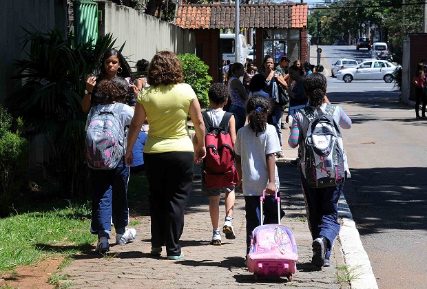 Volta às aulas na rede estadual de ensino será nesta terça-feira (03). Crédito: Osvaldo Afonso / Imprensa MG
