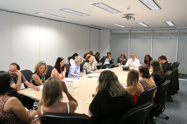 Reunião com os diretores dos Conservatórios de Música também foi realizada nesta quinta-feira. Crédito: Geanine Nogueira ACS/SEE