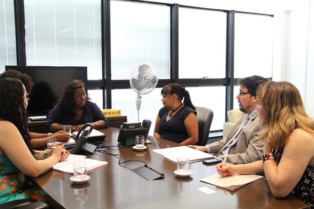 Reunião com representantes do Ministério Público foi realizada na manhã desta terça-feira. Foto: Geanine Nogueira ACS/SEE