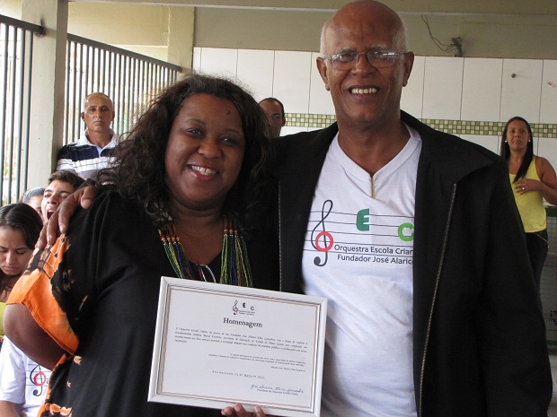 A secretária Macaé Evaristo foi uma das homenageadas. Foto: Zirlene Lemos ACS/SEE