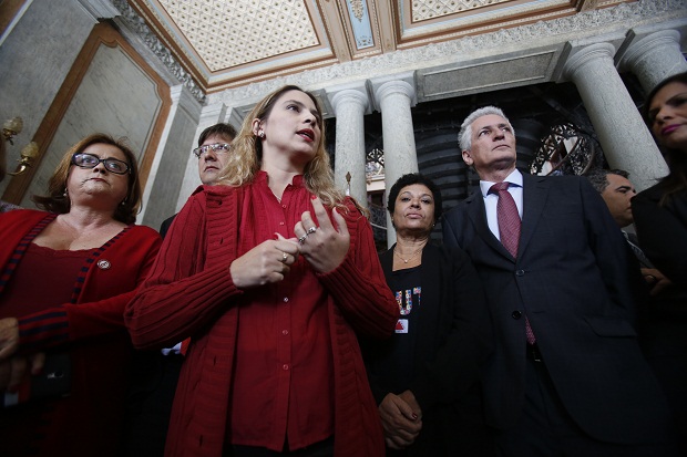A coordenadora geral do Sindicato Único dos Trabalhadores em Educação de Minas Gerais (Sind-UTE/MG), Beatriz Cerqueira. Foto: Manoel Marques/Imprensa MG